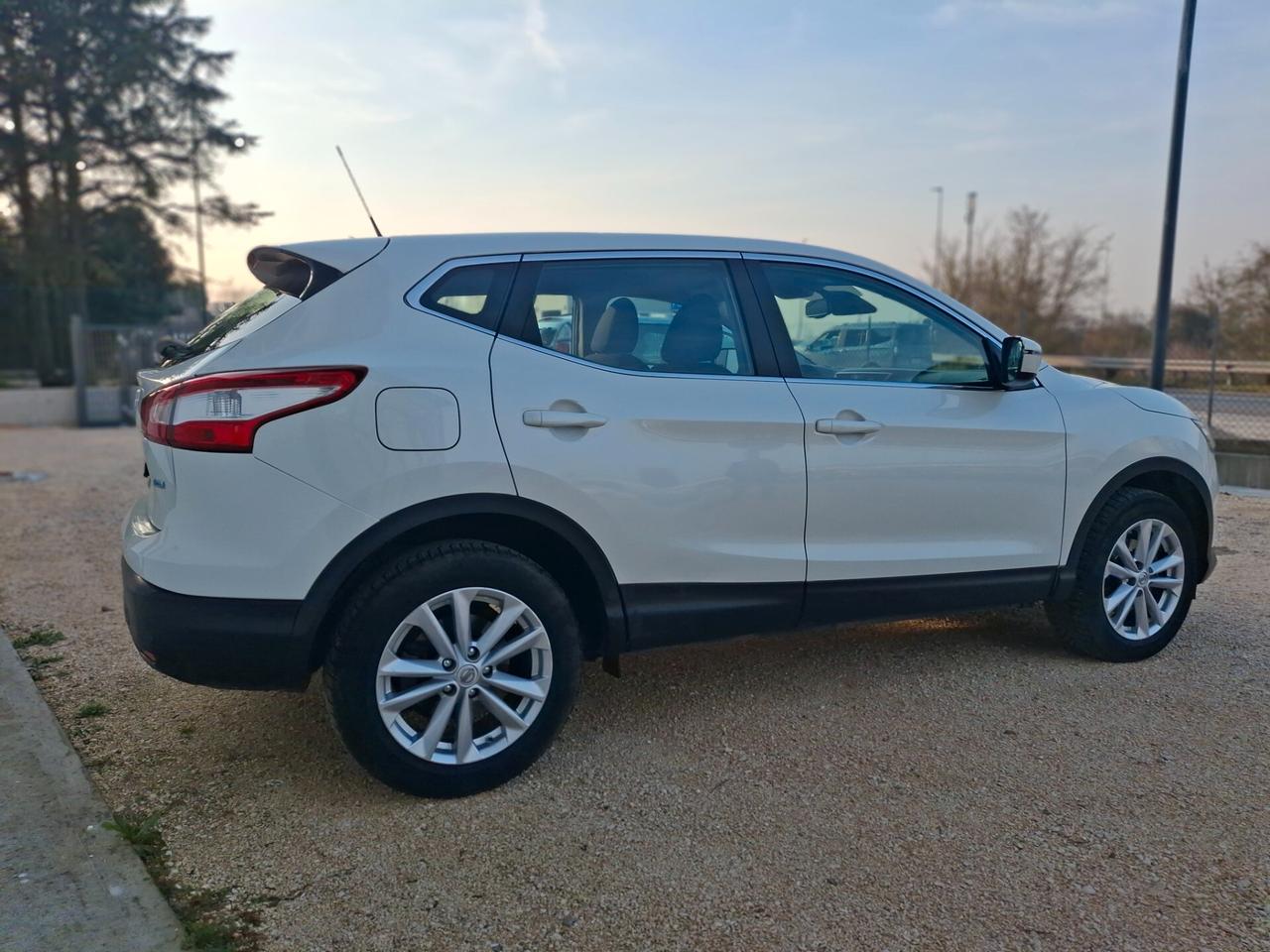 Nissan Qashqai 1.5 dCi