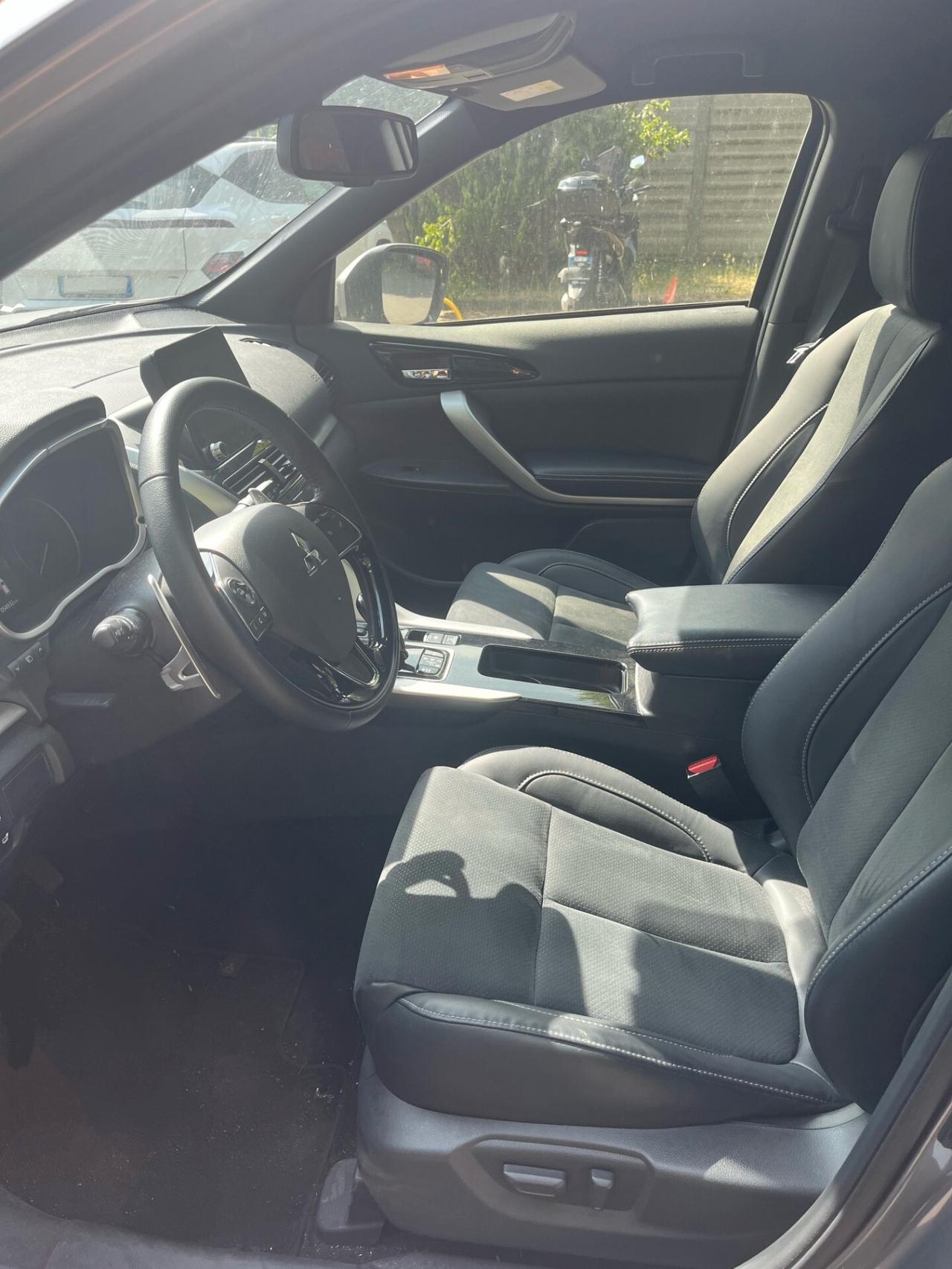 Mitsubishi Eclipse Cross ECLIPSE CROSS 2.4 PHEV INSTYLE SDA PACK 0 AUTO