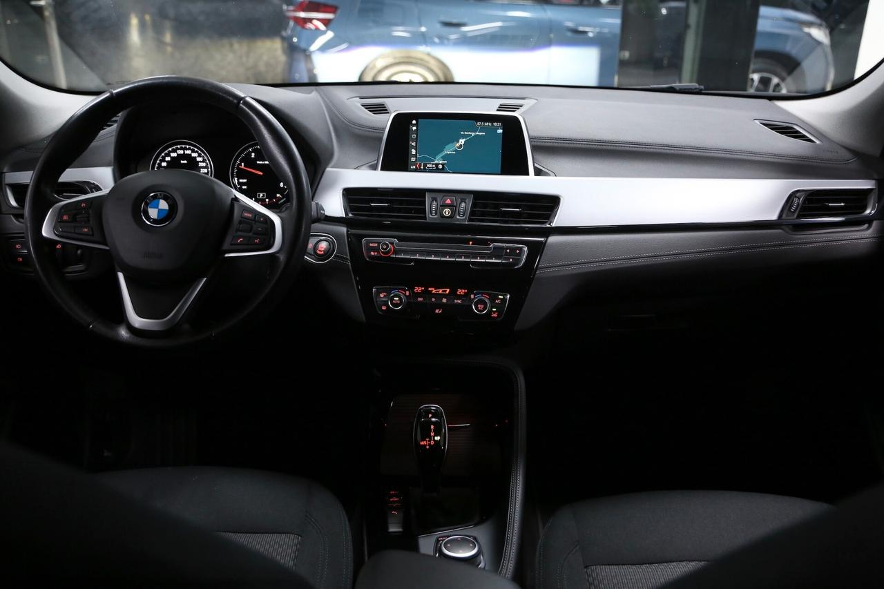 BMW X2 sDrive18d Business-X auto