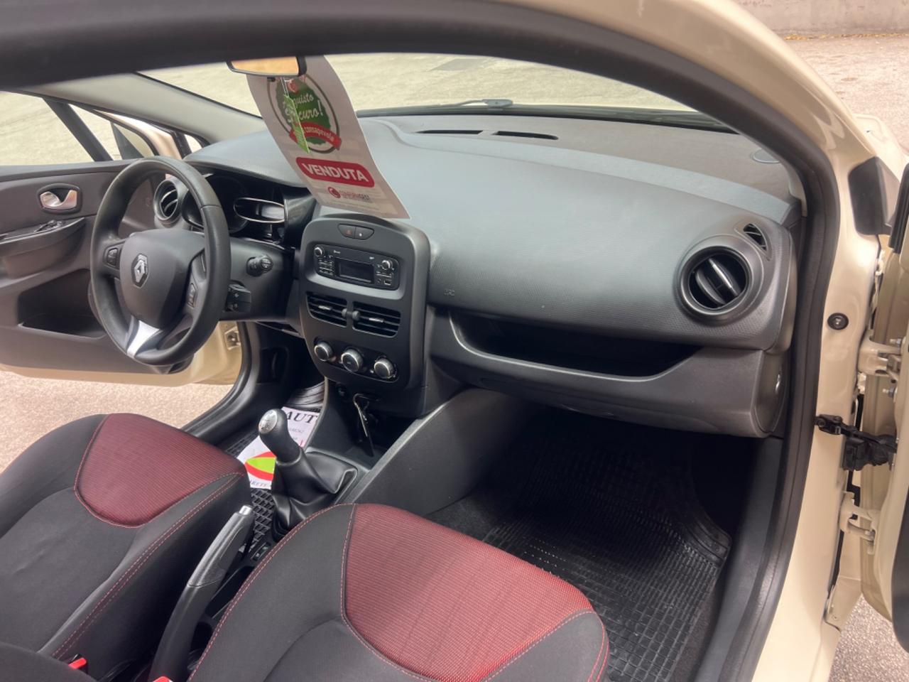 Renault Clio dCi 8V 75 CV Start&Stop 5 porte Energy Duel