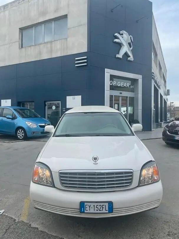 Cadillac Deville Sedan Stretch Limousine