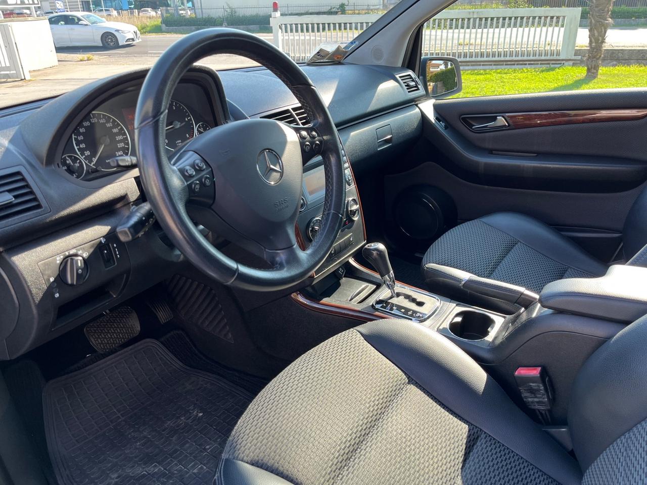 Mercedes-benz A 180 CDI Avantgarde ok Per neopatentato.