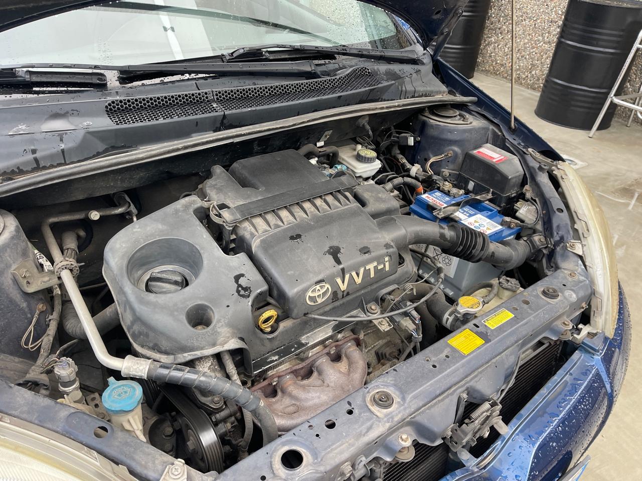 TOYOTA YARIS 1.3i 64KW BENZINA EURO4