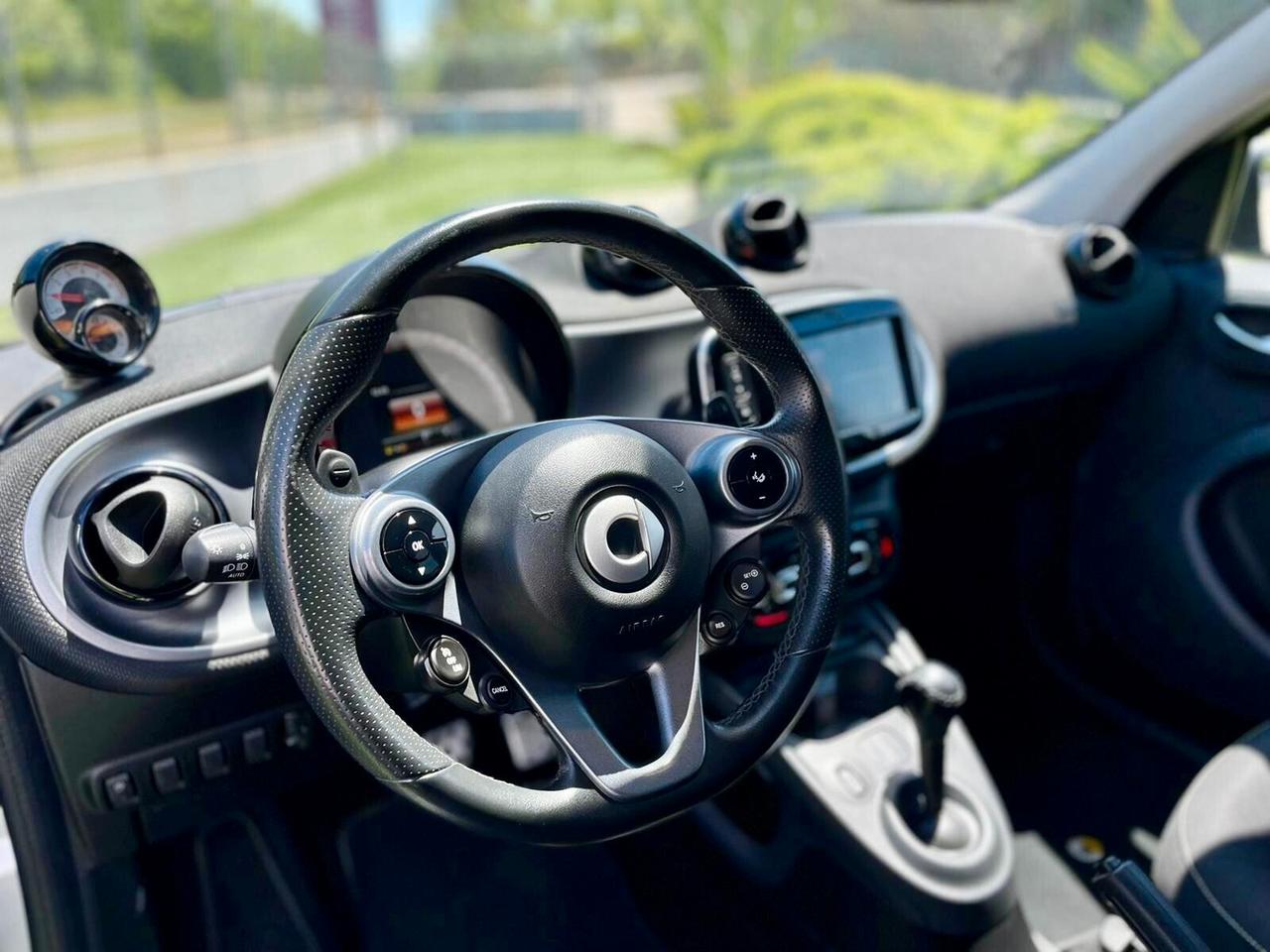 Smart ForFour 90 0.9 Turbo twinamic Brabus Style
