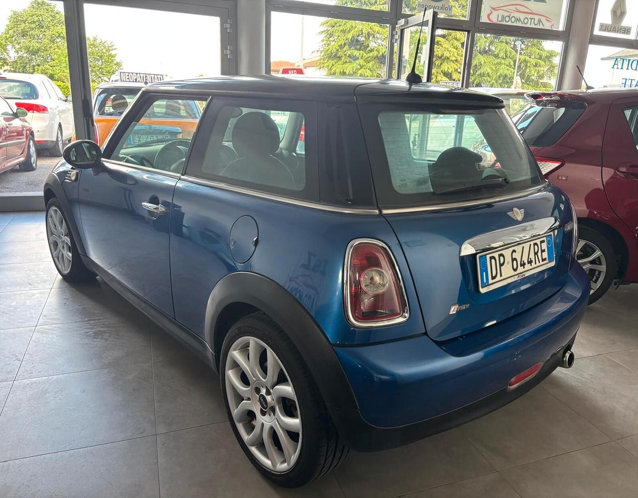 Mini 1.6 Cooper Chili 120 cv Benzina anno 2008 con 118300 km