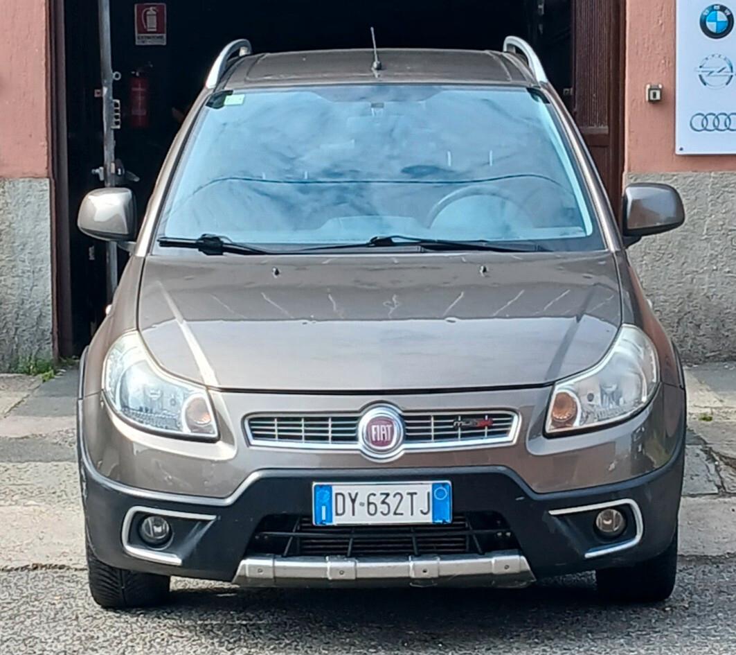 FIAT Sedici 4x4 2.000 MultiJet 136cv Km148.000