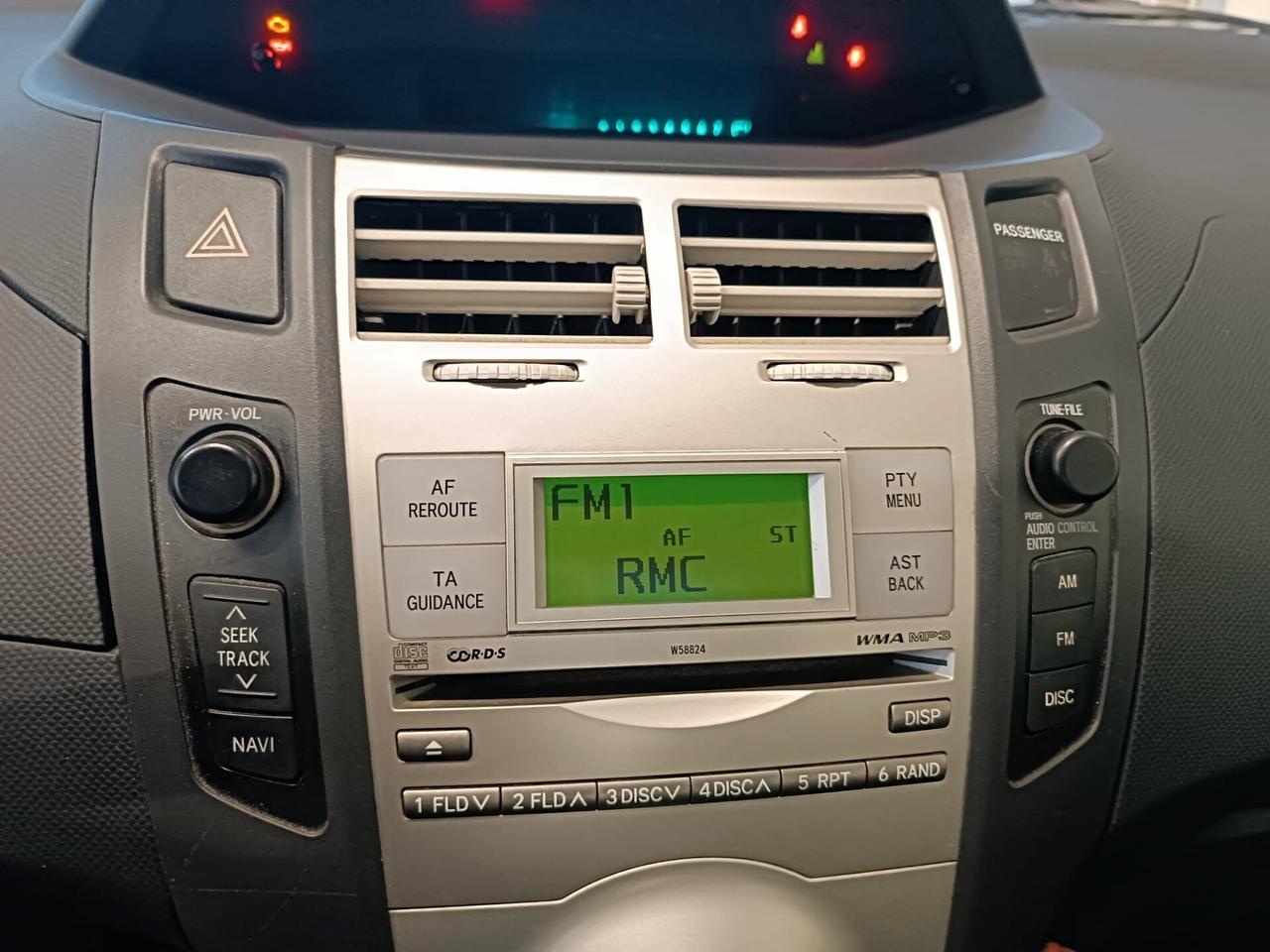 Toyota Yaris 1.3 5 porte Luna