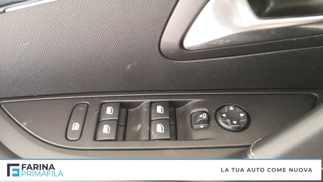 PEUGEOT 208 II 2019 - 208 1.5 bluehdi GT Line s&s 100cv