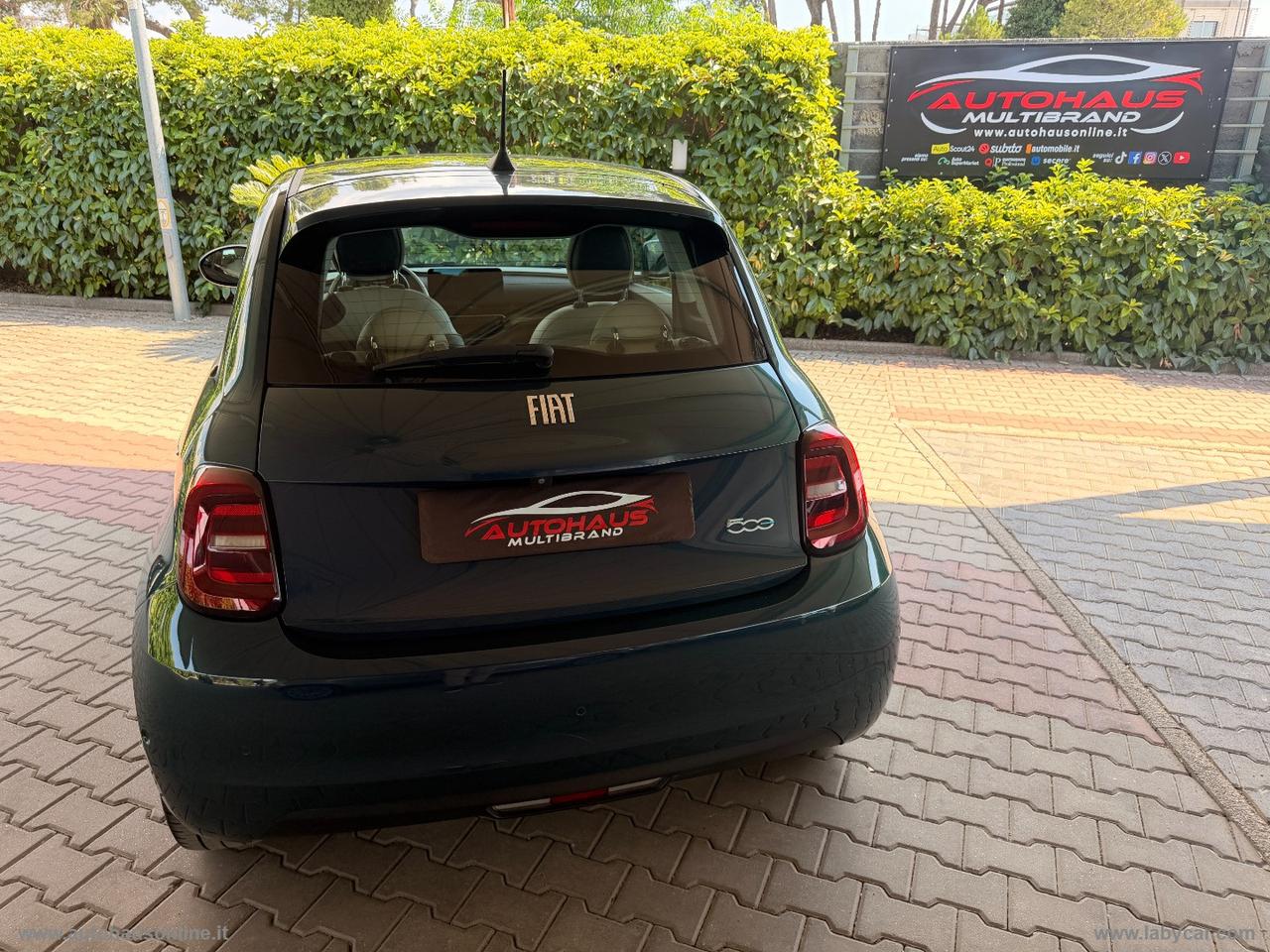 FIAT 500 La Prima Berlina 42 kWh