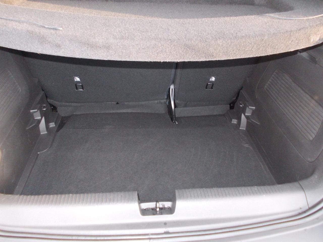 Opel Crossland 1.2 Start&Stop Design -KM17619 SI NEOPATENTATI