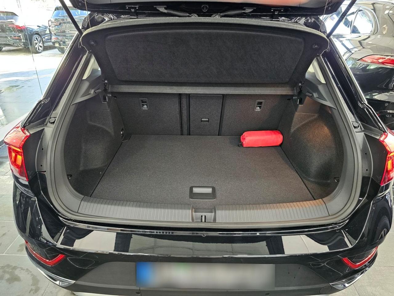 Volkswagen T-Roc Style C.17" Tetto Apribile Led Navi PDC Camera TDI