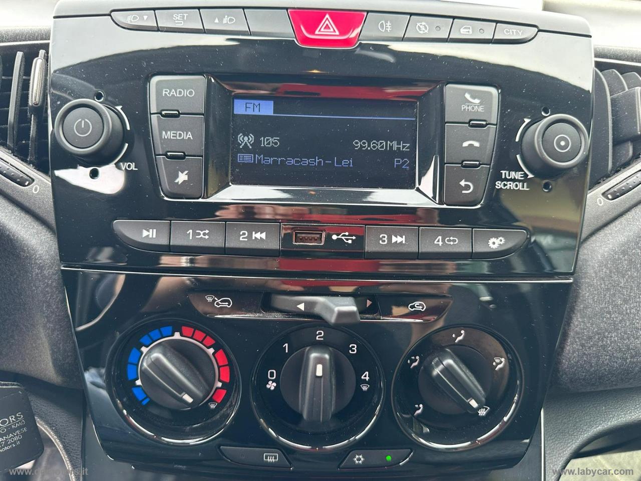 LANCIA Ypsilon 1.0 FireFly 5p.S&S Hybrid Silver *NEOPATENTATI*