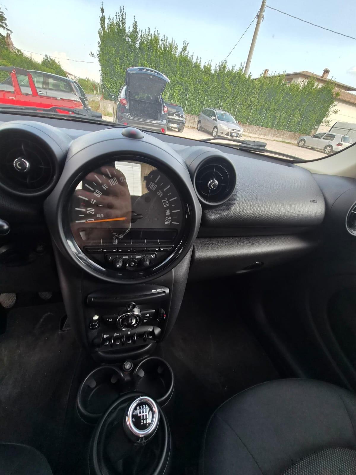 Mini Cooper D Countryman 1.6 Business euro 6 km 110