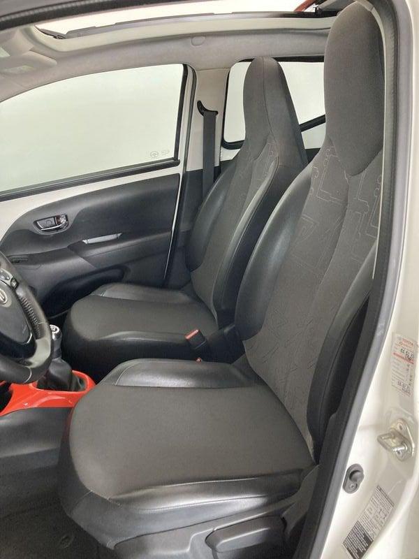 Toyota Aygo 1.0 VVT-i x-wave orange
