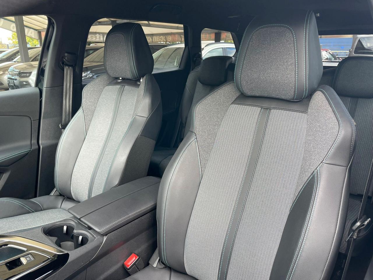 Peugeot 5008 BlueHDi 130 S&S EAT8 Allure Pack