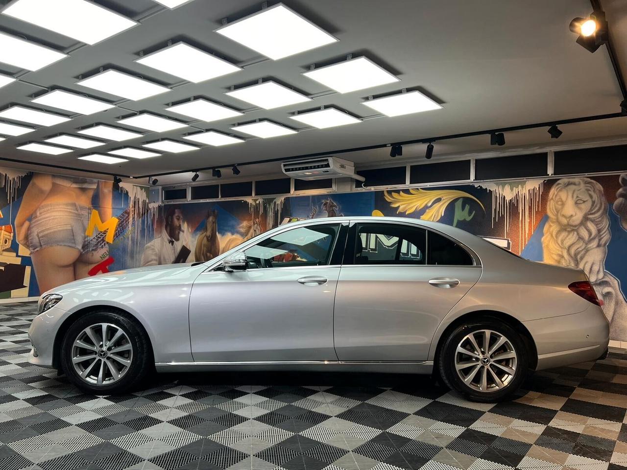 Mercedes-Benz E 220 E 220d Sport 4matic auto (338)