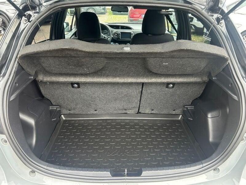 Toyota Yaris 1.5 Hybrid 5 porte Trend "Grey Edition"