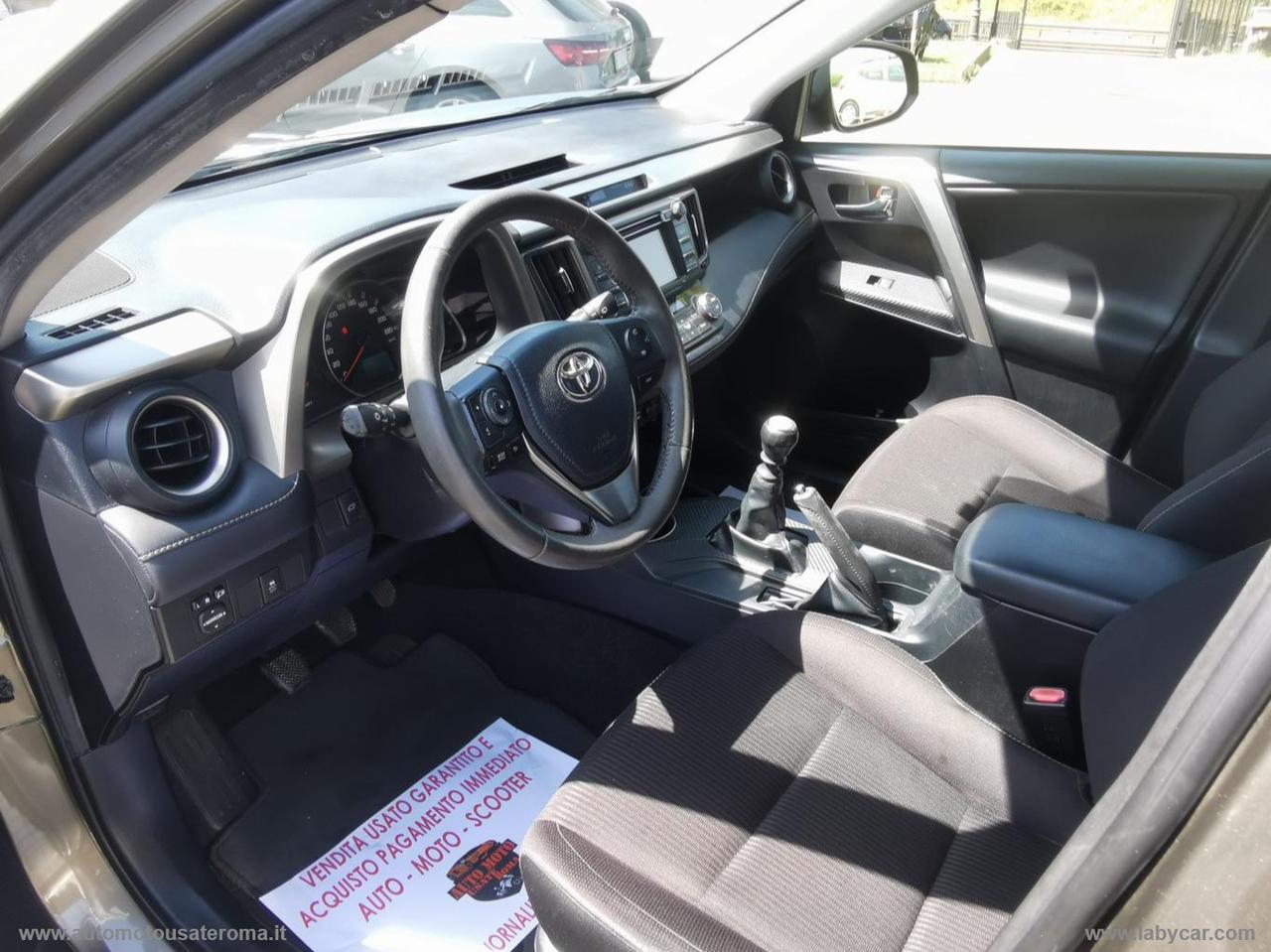 TOYOTA RAV4 2.0 D-4D 2WD STYLE OFFERTA PROMO WEB