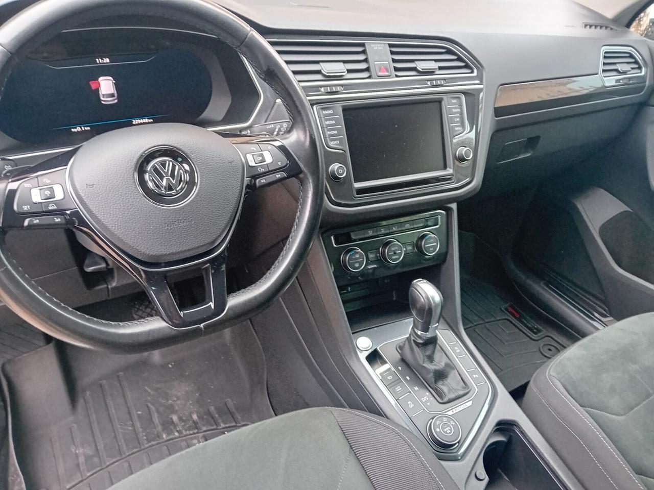 Volkswagen Tiguan 2.0 BiTDI SCR DSG 4MOTION Executive R-Line BMT