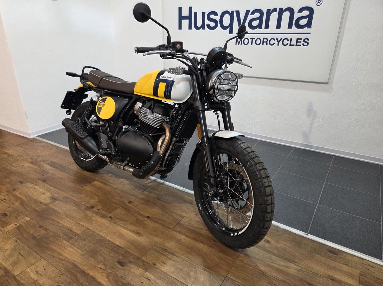 Royal Enfield Interceptor Bear 650