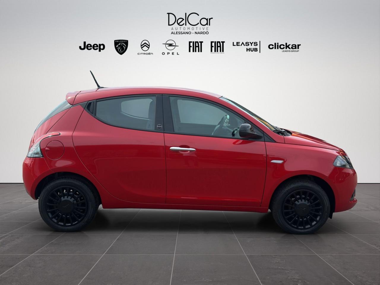 Lancia Ypsilon 1.0 FireFly 5 porte S&S Hybrid Ecochic Silver