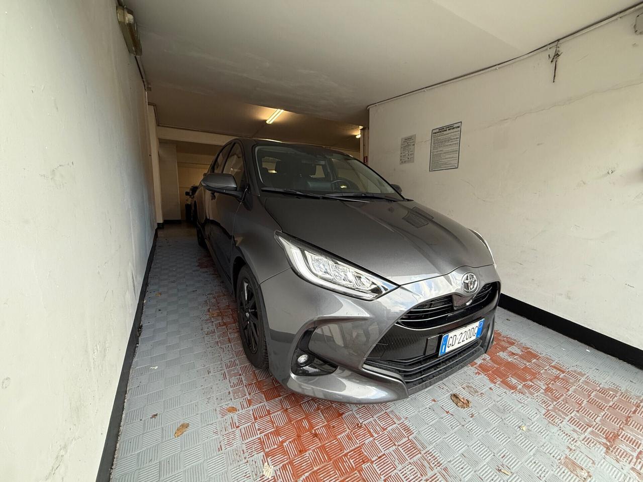 Toyota Yaris 1.0 5 porte Trend