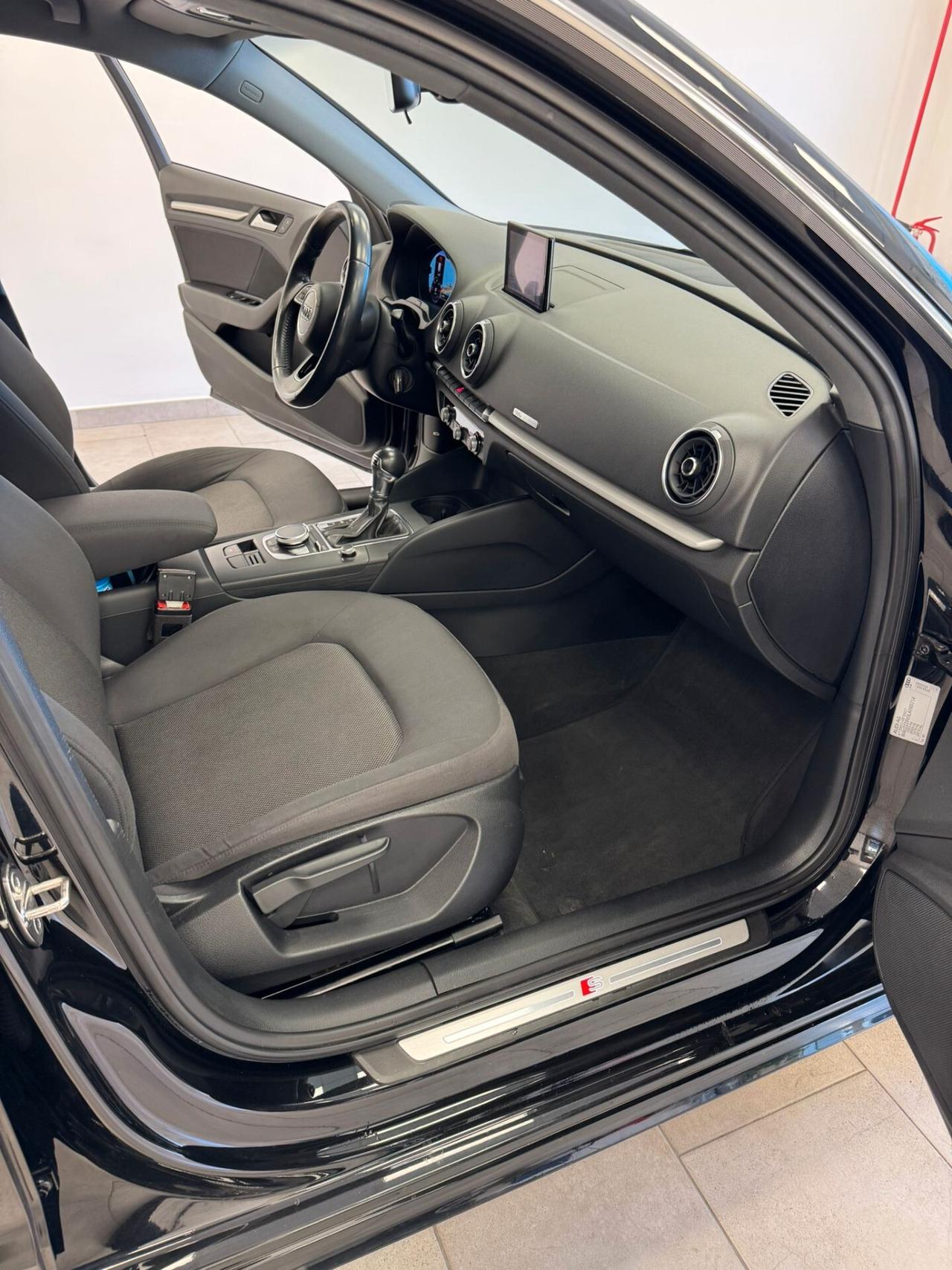AUDI A3 SPB 35 TDI S TRONIC -S-LINE 2020
