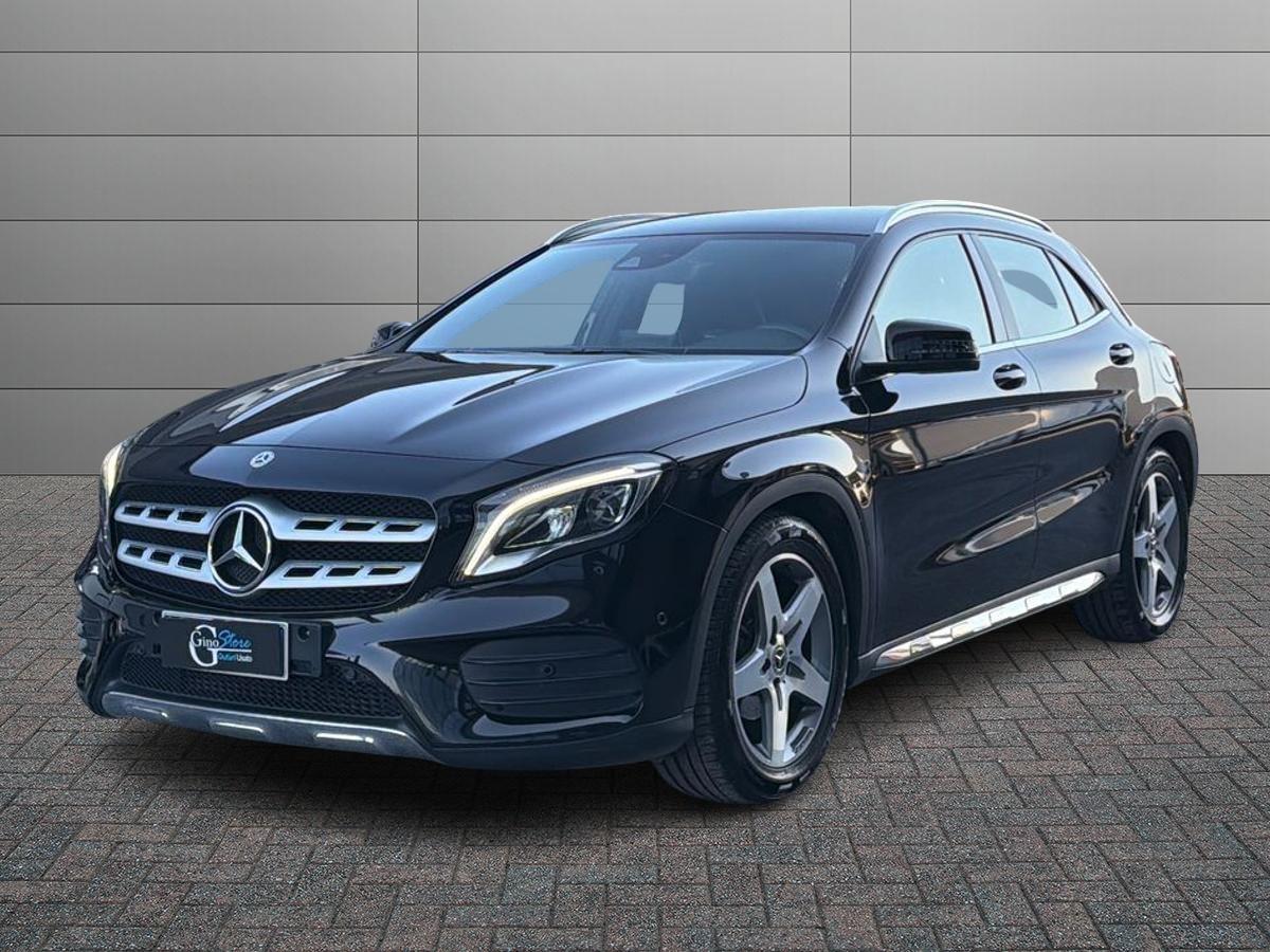 Mercedes-Benz GLA 180 Premium auto