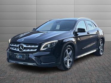 Mercedes-Benz GLA 180 Premium auto