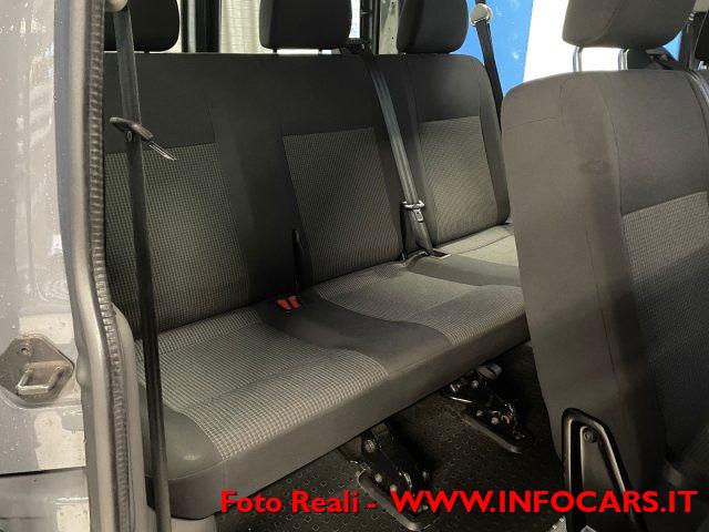 VOLKSWAGEN T6.1 t6.1 2.0 TDI CARAVELLE 150CV 9 POSTI VETTURA