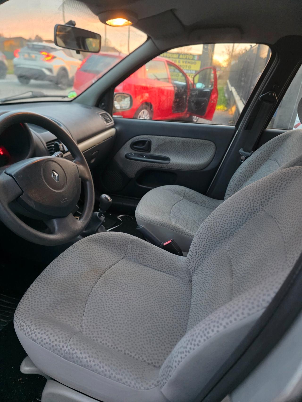 Renault Clio 1.2 cat 3 porte Fairway