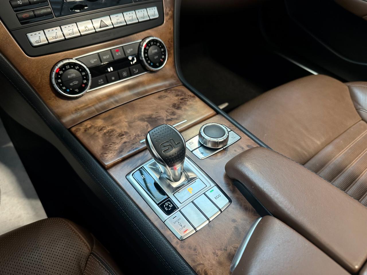 Mercedes-benz SL 350 NEW MODEL - FULL OPTIONAL SERVICE BELLISSIMA!