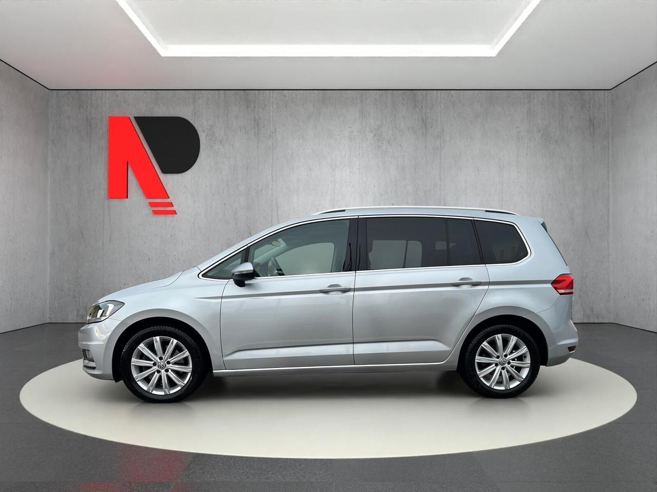 Volkswagen Touran 1.6 TDI 115 CV DSG 7 POSTI