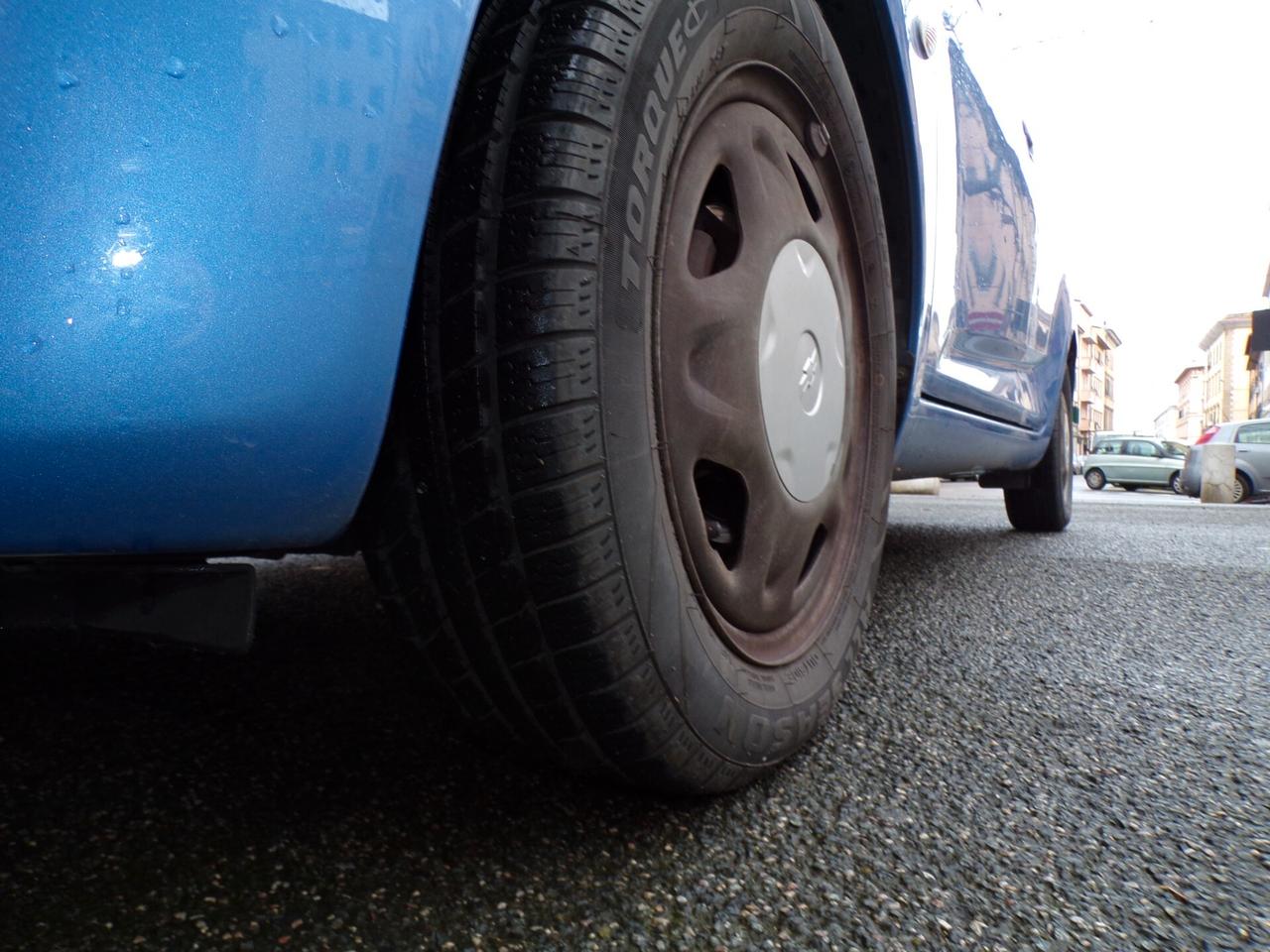 CHEVROLET SPARK DEL 2013 132.000 KM MOTORE 1.0 BENZINA / GPL X NEOPATENTATI