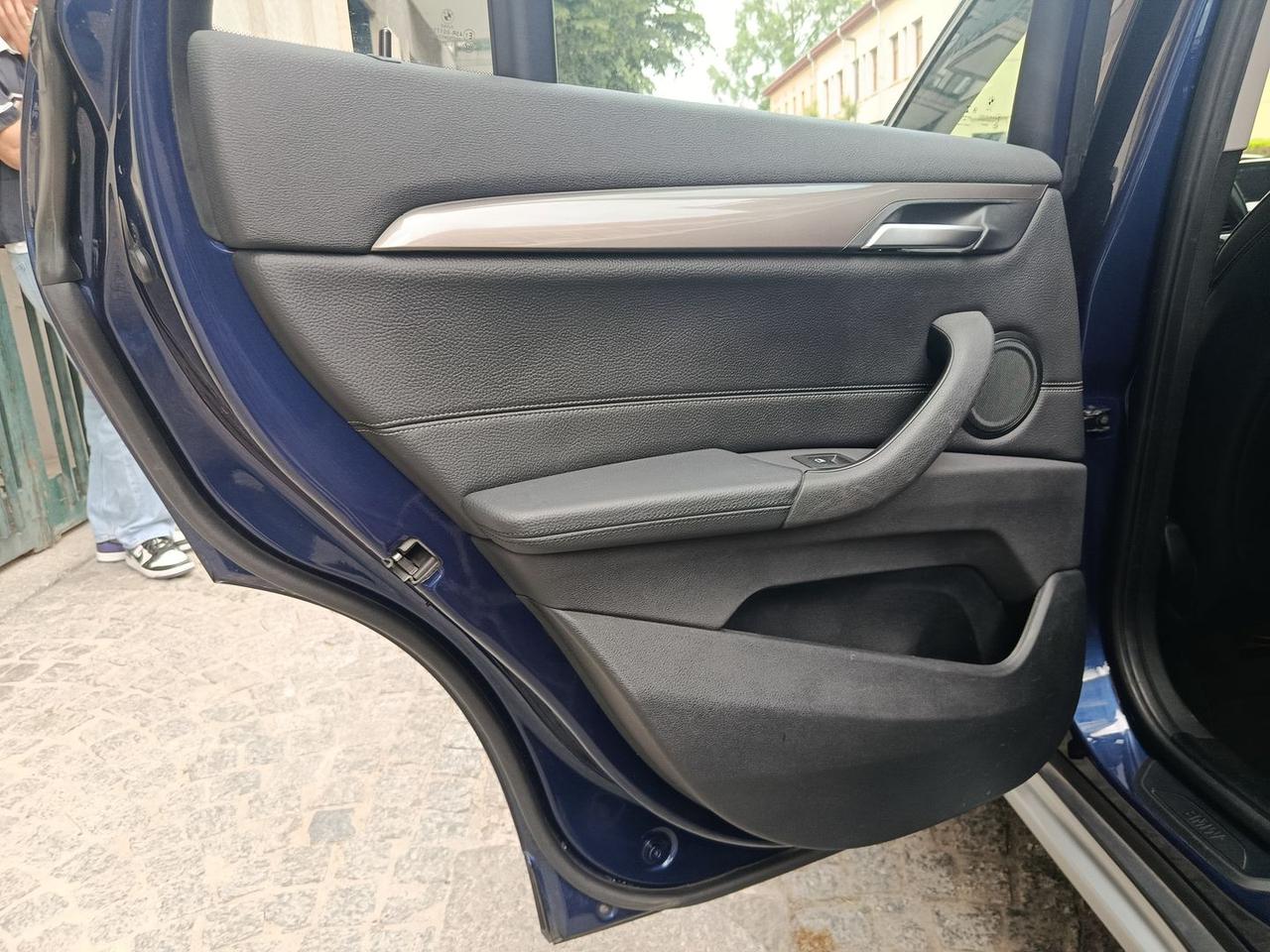 Bmw X1 Sport 18 d #10657