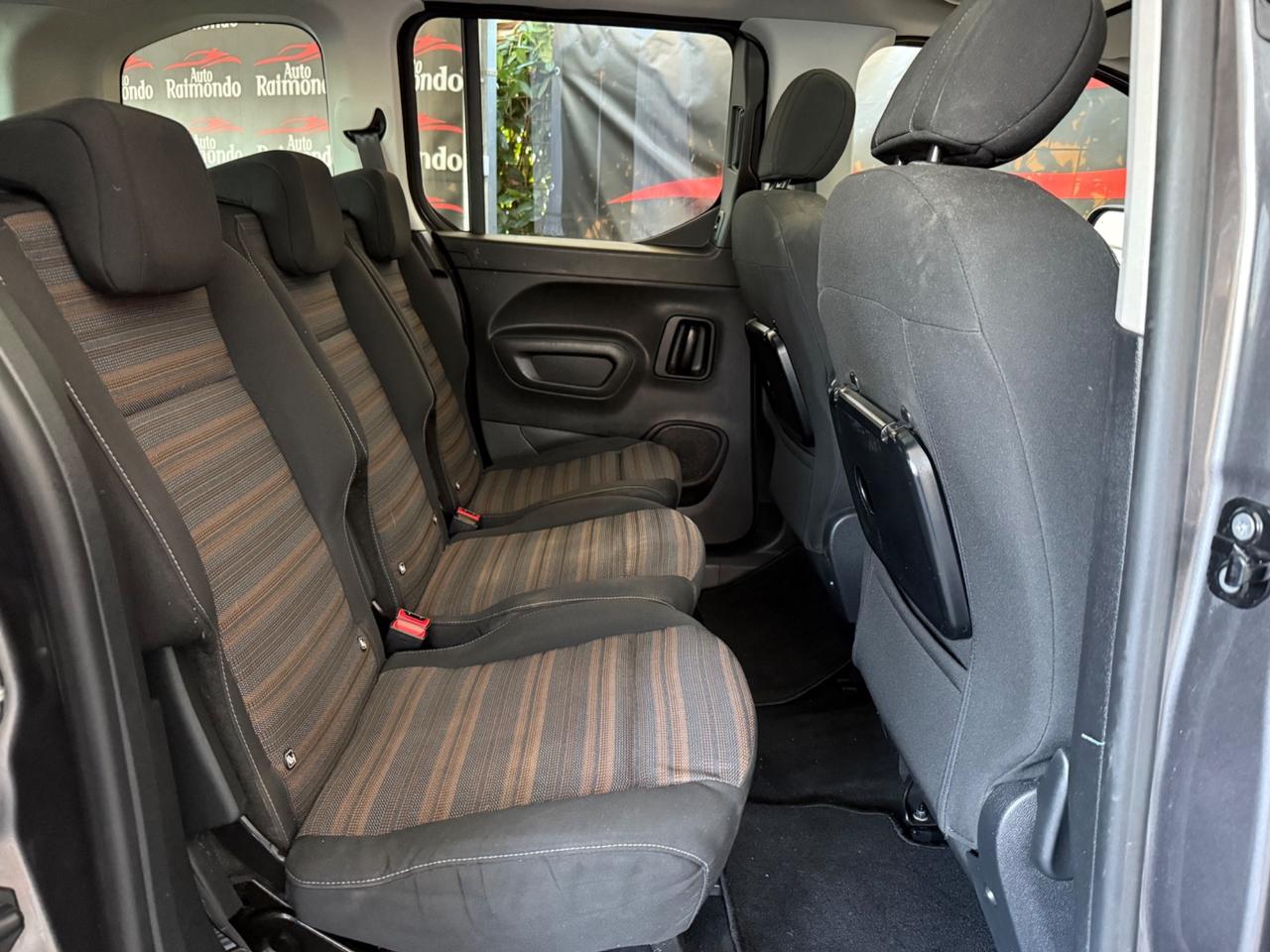 Opel Combo Life 1.5 Diesel FULL OPTIONAL