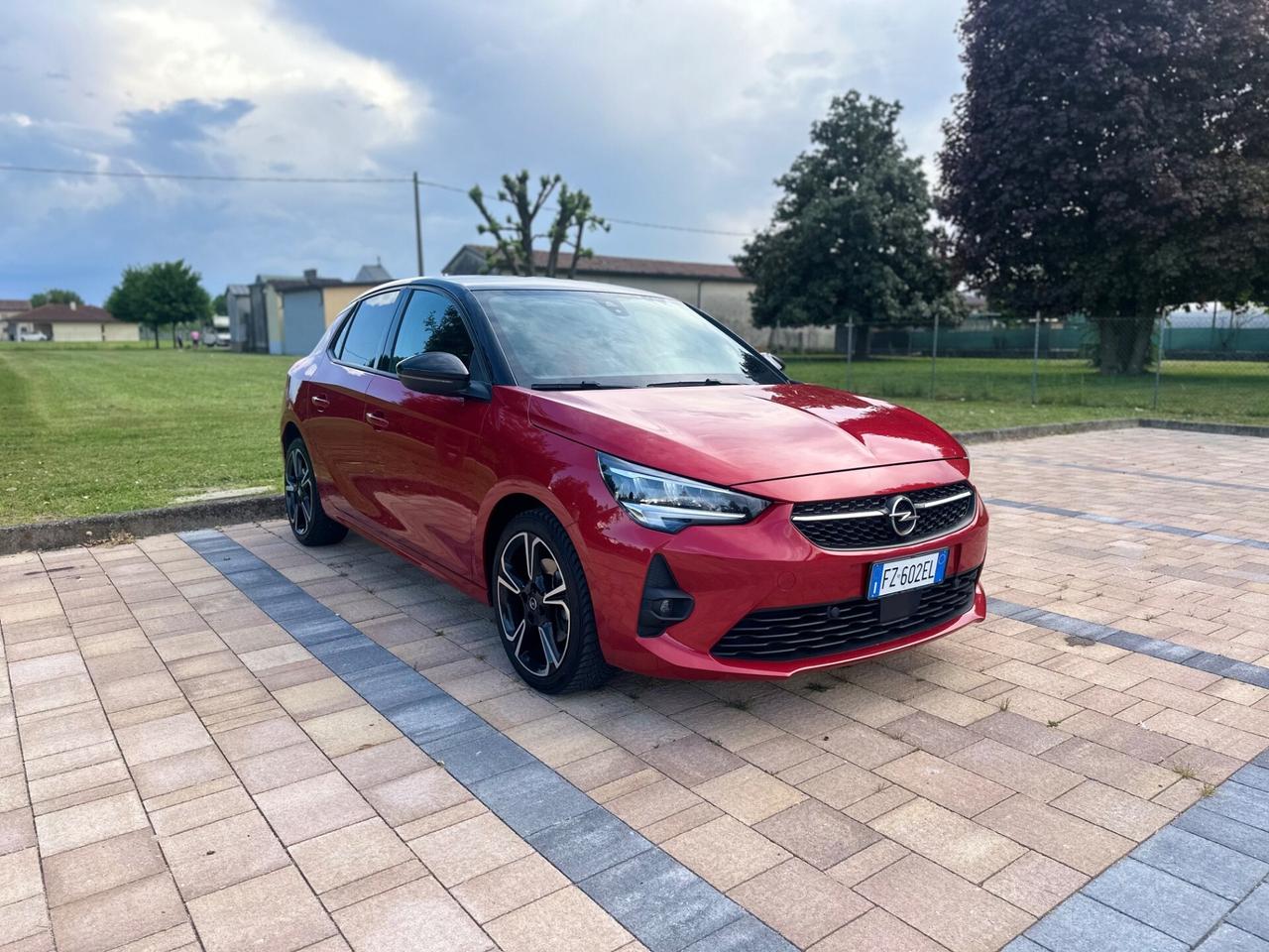 Opel Corsa 1.5 D 100 CV GS Line NEOPATENTATI