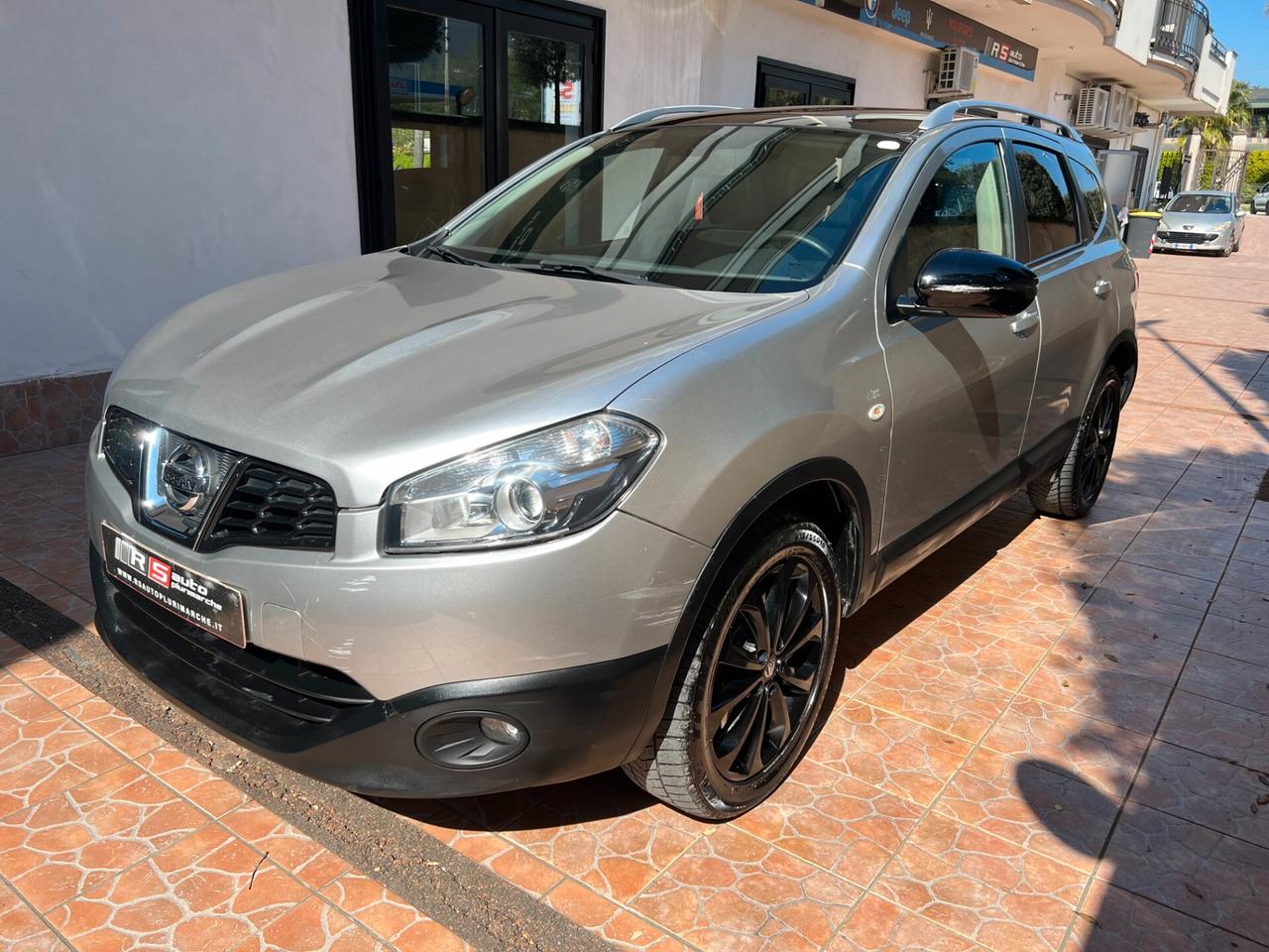 Nissan Qashqai+2 2.0 dCi DPF 4WD n-tec TETTO