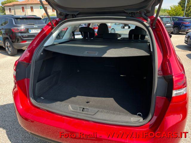 PEUGEOT 308 BlueHDi 100 S&S Sw business prezzo reale
