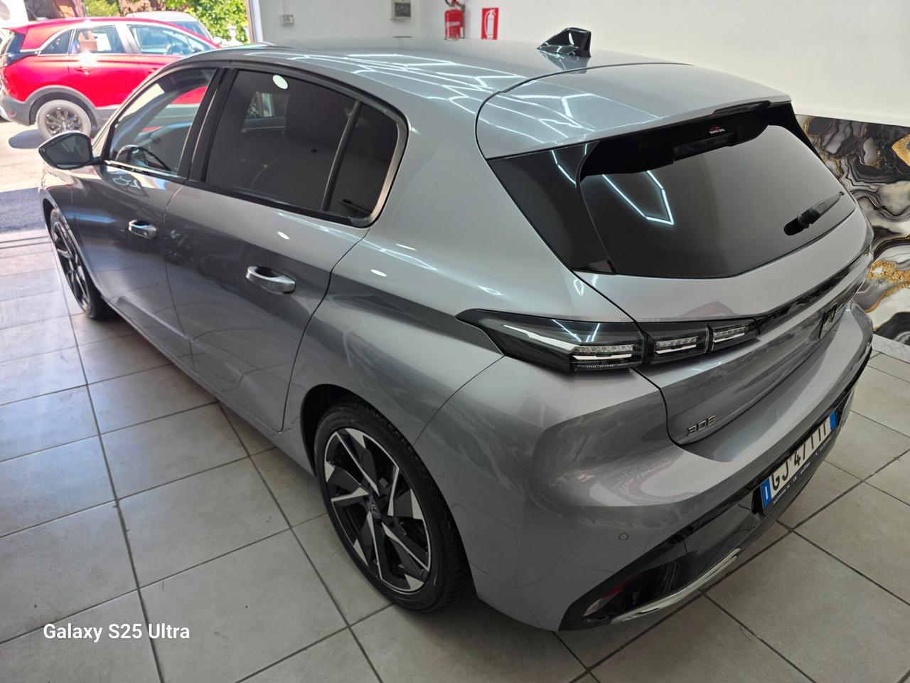 Peugeot 308 BlueHDi 130cv S&S EAT8 Allure
