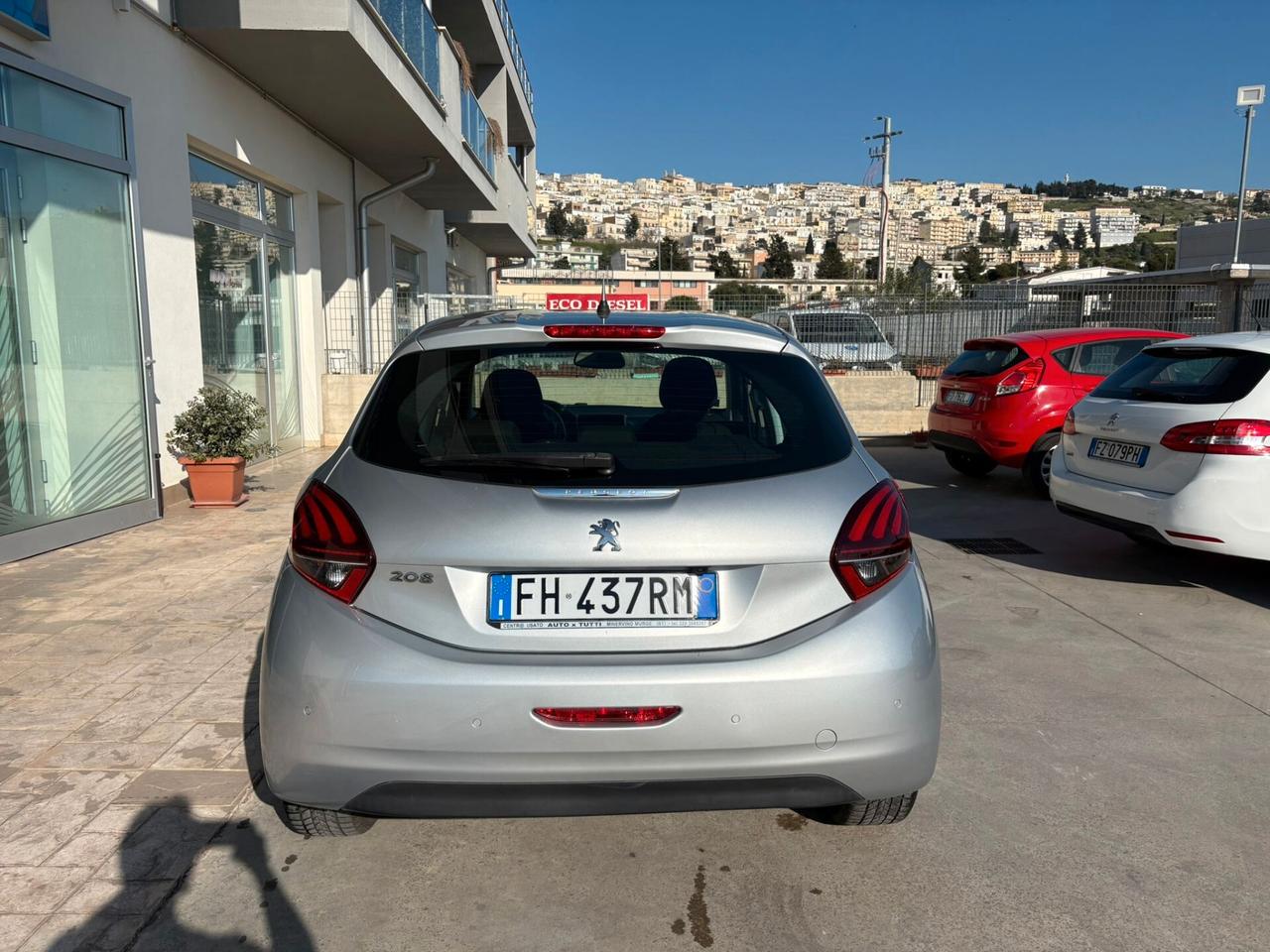 Peugeot 208 BlueHDi 75 5 porte Allure