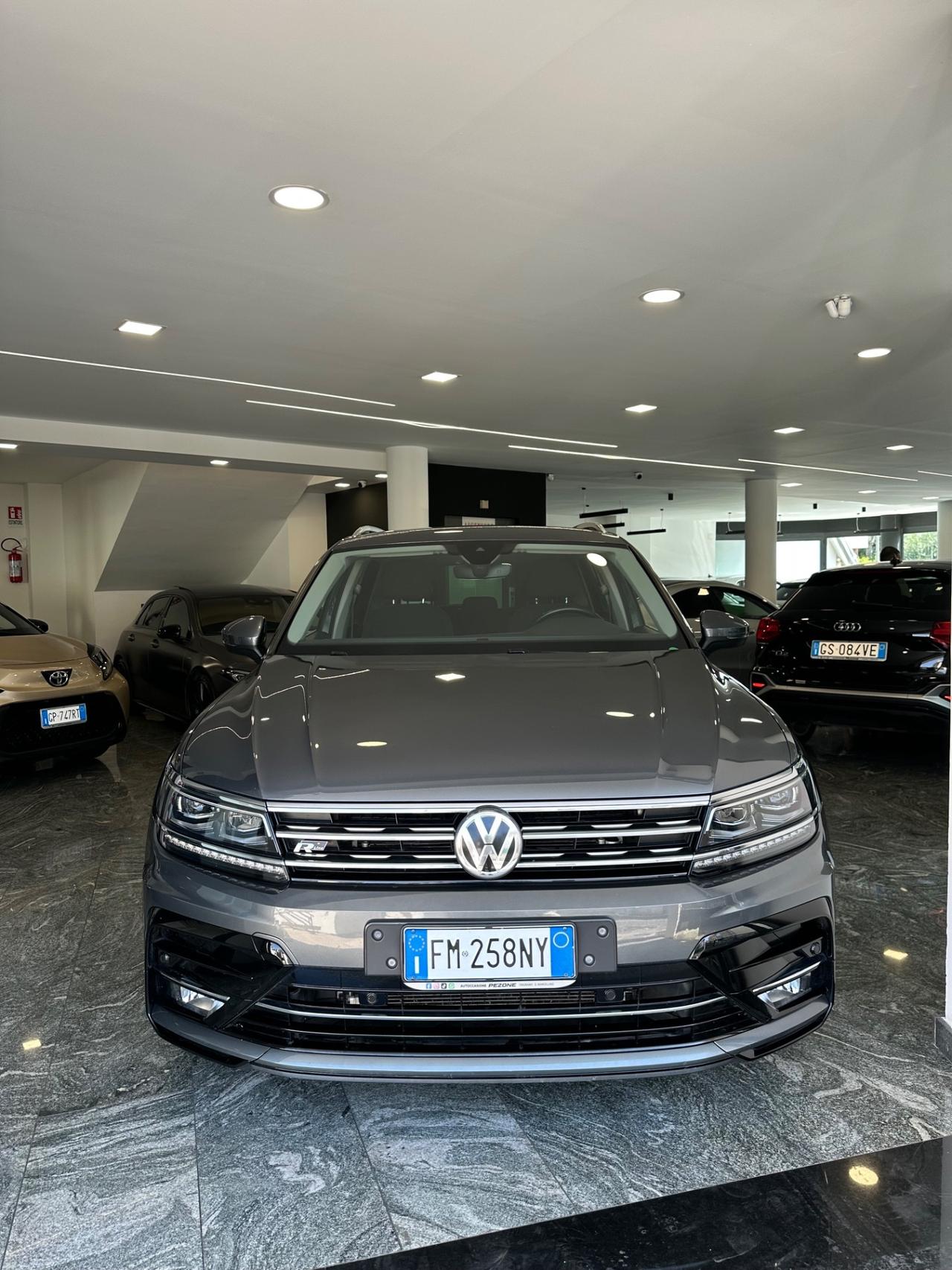 Volkswagen Tiguan 2.0 TDI SCR DSG 4MOTION R-LINE