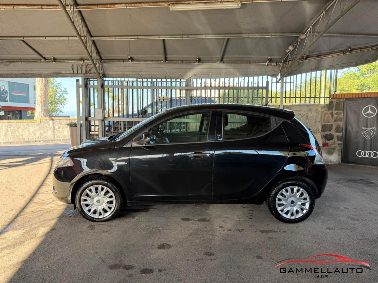 Lancia Ypsilon 1.2 Silver 69CV