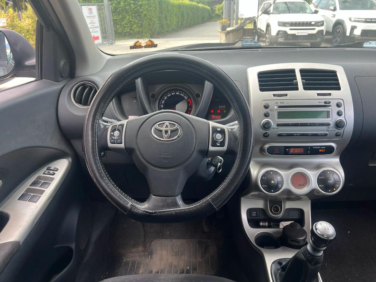 Toyota Urban Cruiser 1.4 d-4d Sol Awd