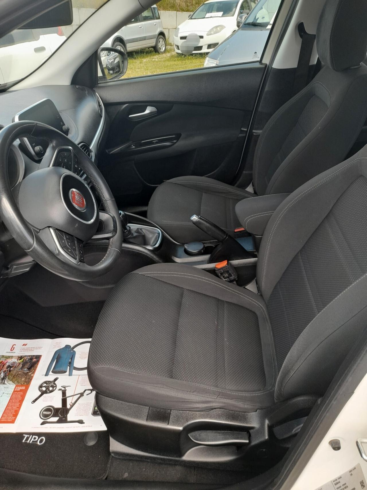 Fiat Tipo 1.6 Mjt S&S 5 porte Lounge