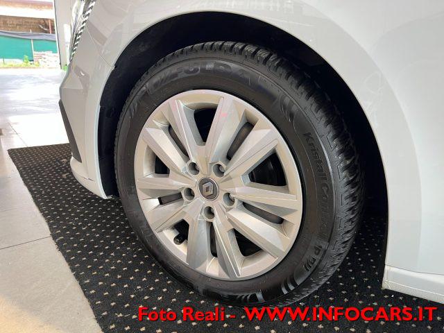 RENAULT Megane Sporter Blue dCi 115 CV Business AUTOCARRO N1