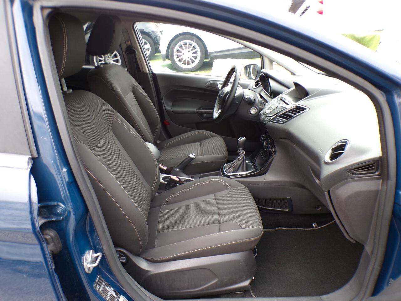 Ford Fiesta 1.4 5 porte GPL Black & White Edition