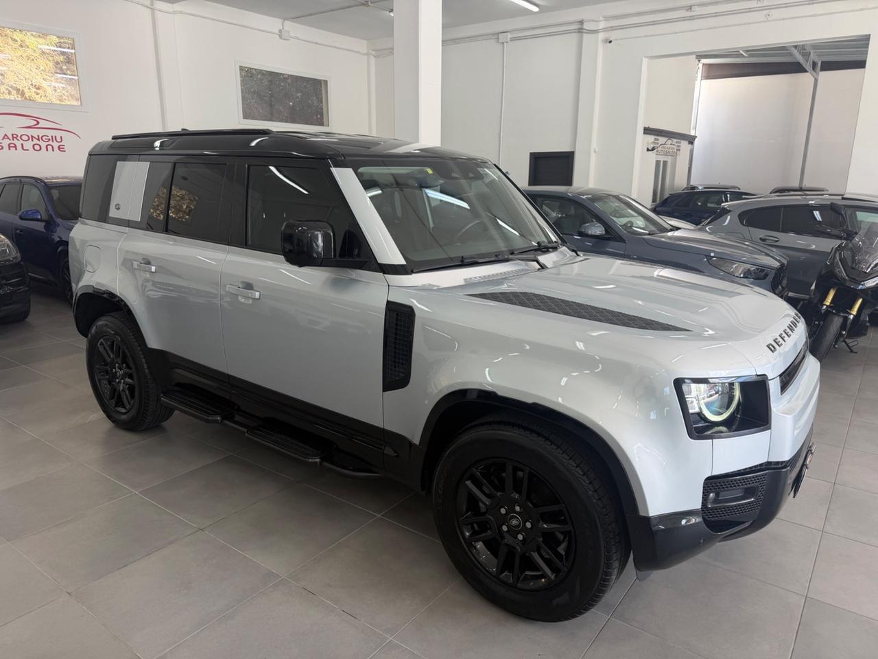Land Rover Defender 250 CV X-Dynamic SE FINANZIABILE