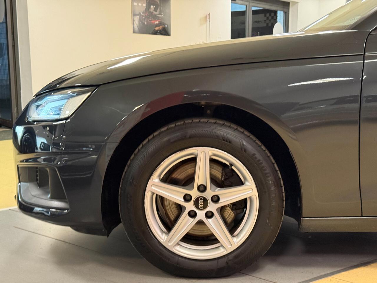 Audi A4 Avant 35 TDI/163 CV S tronic Business Advanced