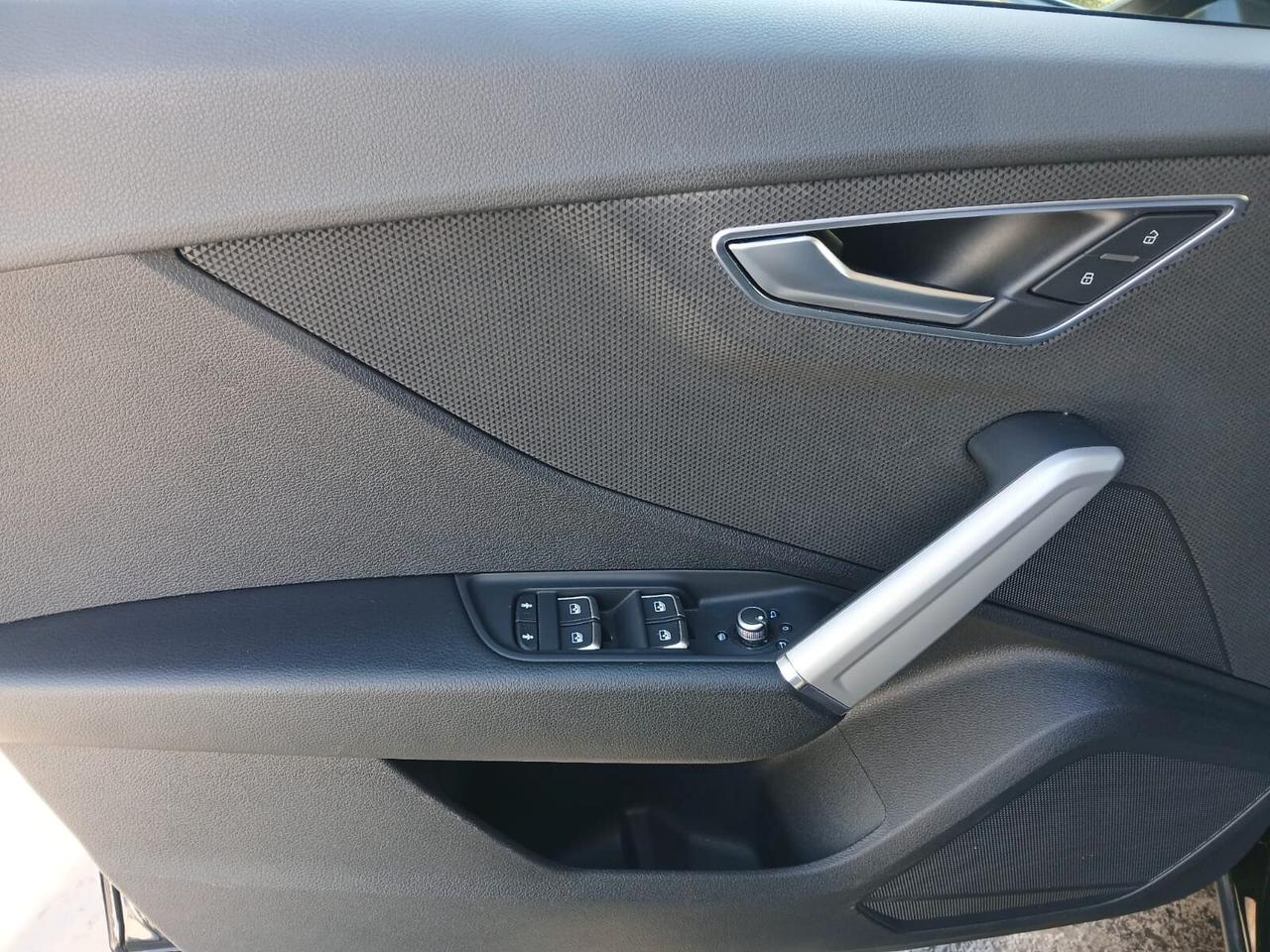 Audi Q2 35 TDI S tronic line Edition